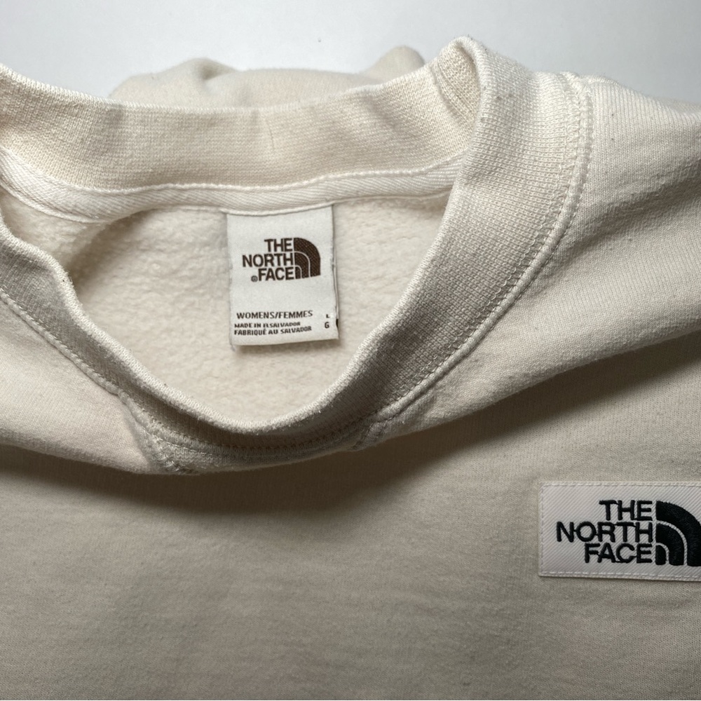 THE NORTH FACE HERITAGE PATCH CREW SWEATSHIRT - WOMEN'S
